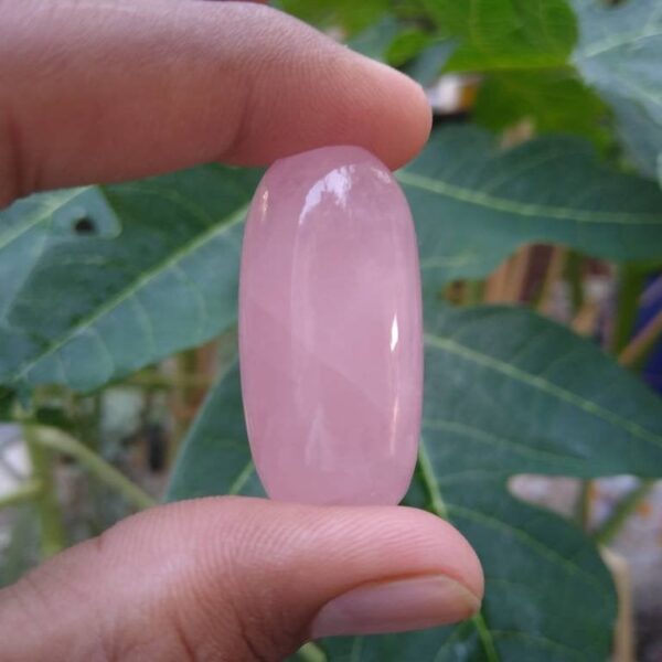 Rose quartz lingam
