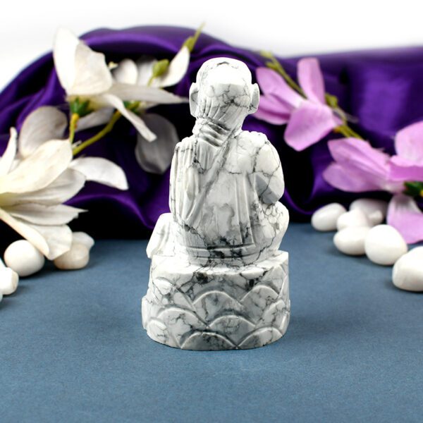 Sai Baba Statue In Howlite